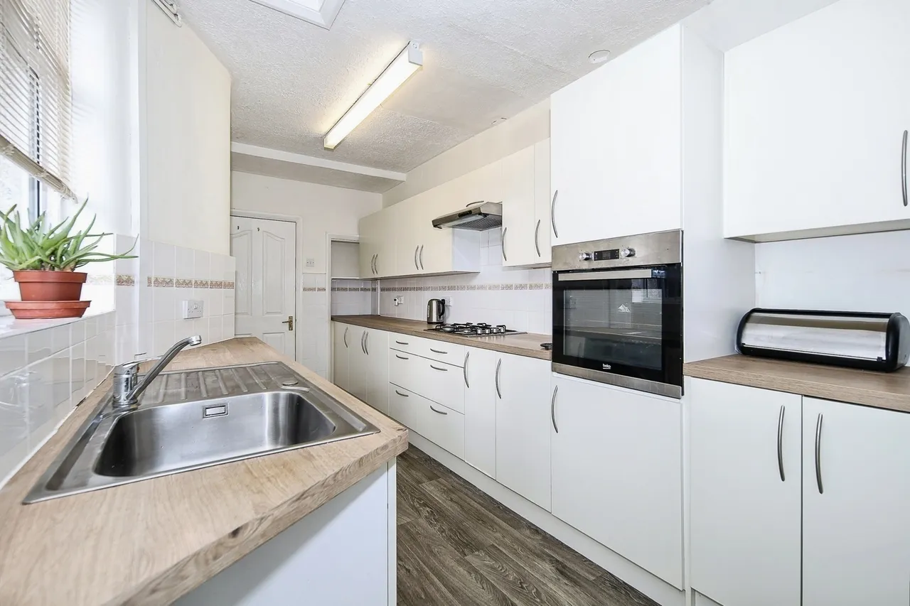 Cheveral Avenue, Radford, CV6, photo 3