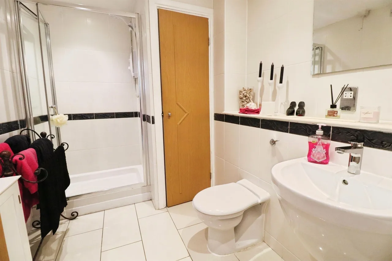 Judkin Court, Cardiff, CF10, photo 17