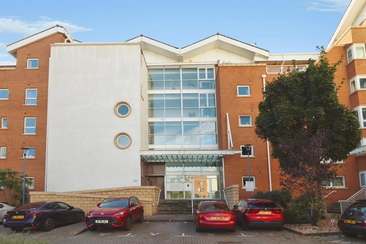 2 bed flat for sale, Judkin Court, Cardiff, CF10