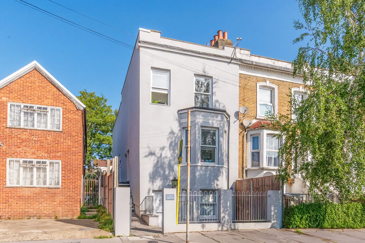 1 bed flat to rent — 1 Apsley Road, London
