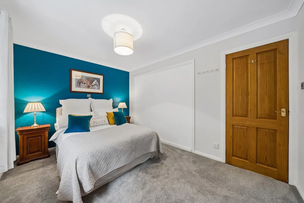 Main Road, Cardross, G82, photo 21