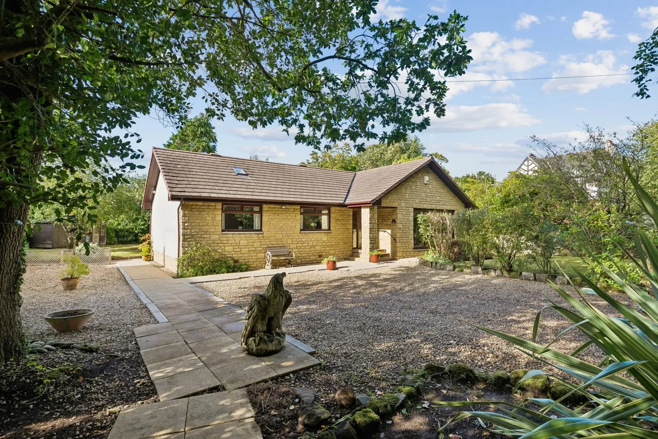 Main Road, Cardross, G82, photo 35