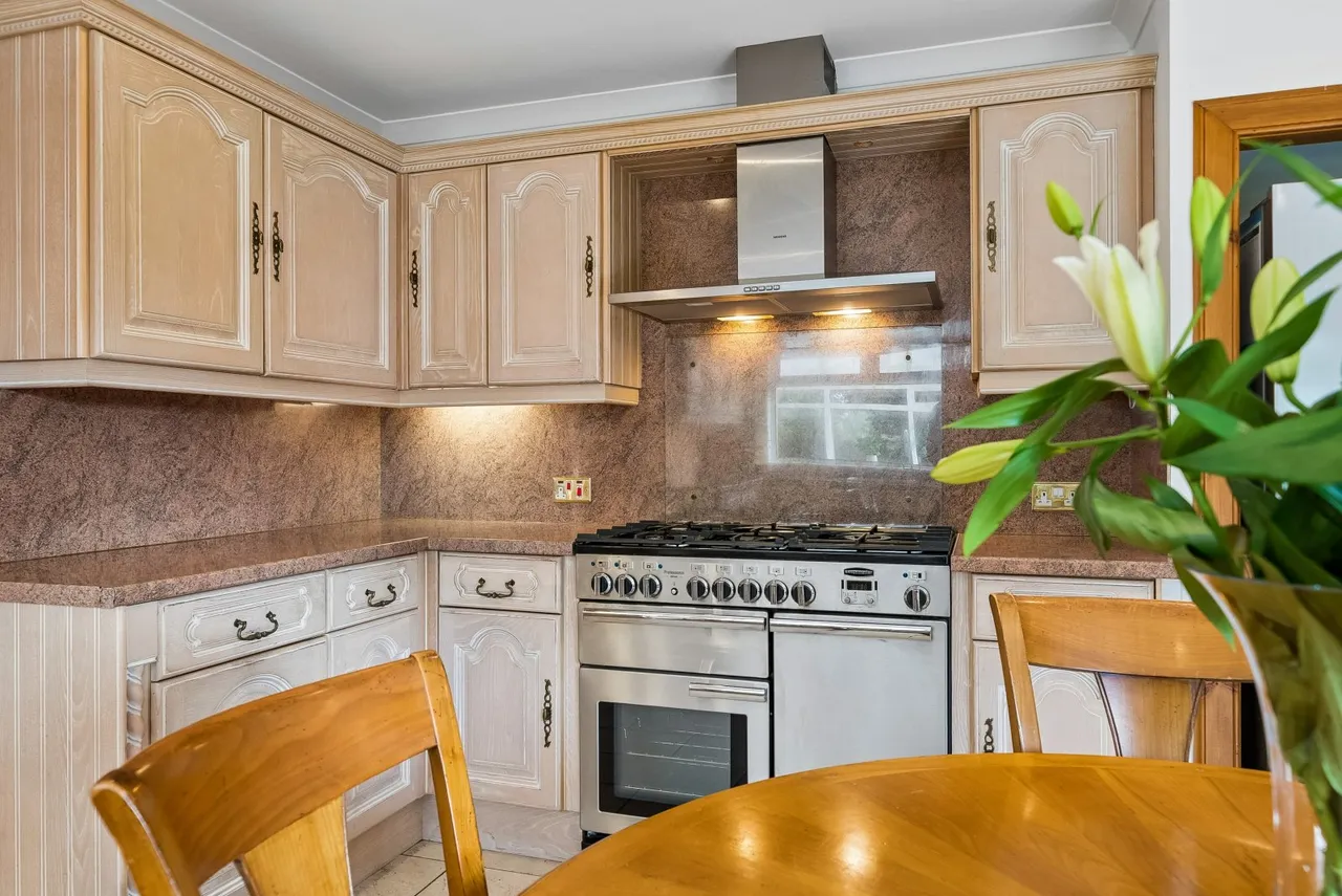 Main Road, Cardross, G82, photo 13