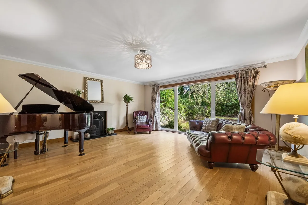 Main Road, Cardross, G82, photo 6