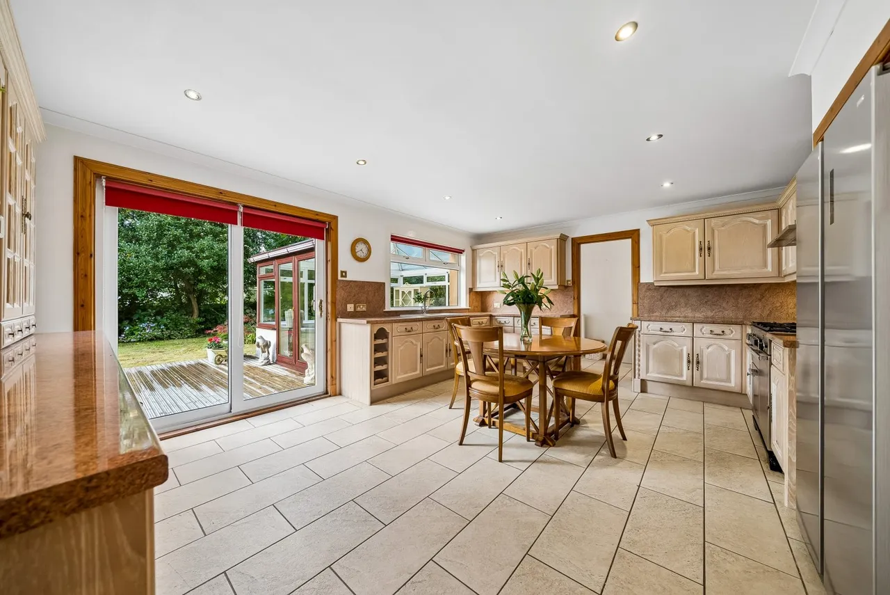 Main Road, Cardross, G82, photo 11
