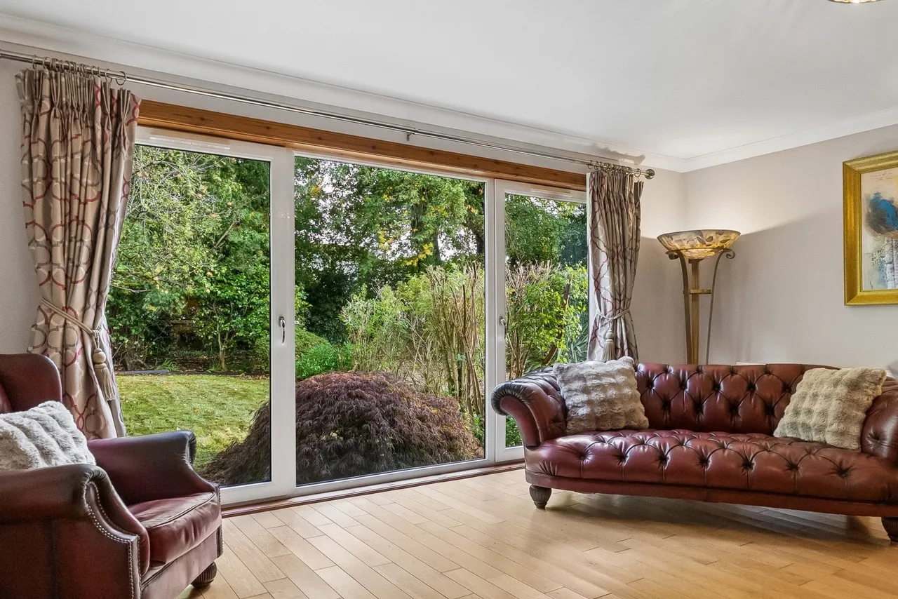 Main Road, Cardross, G82, photo 9