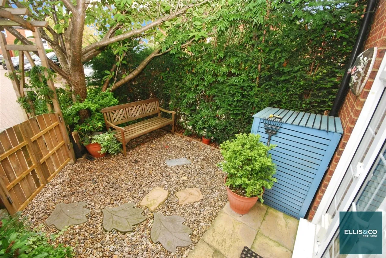 Elsinore Gardens, Childs Hill, NW2, photo 4