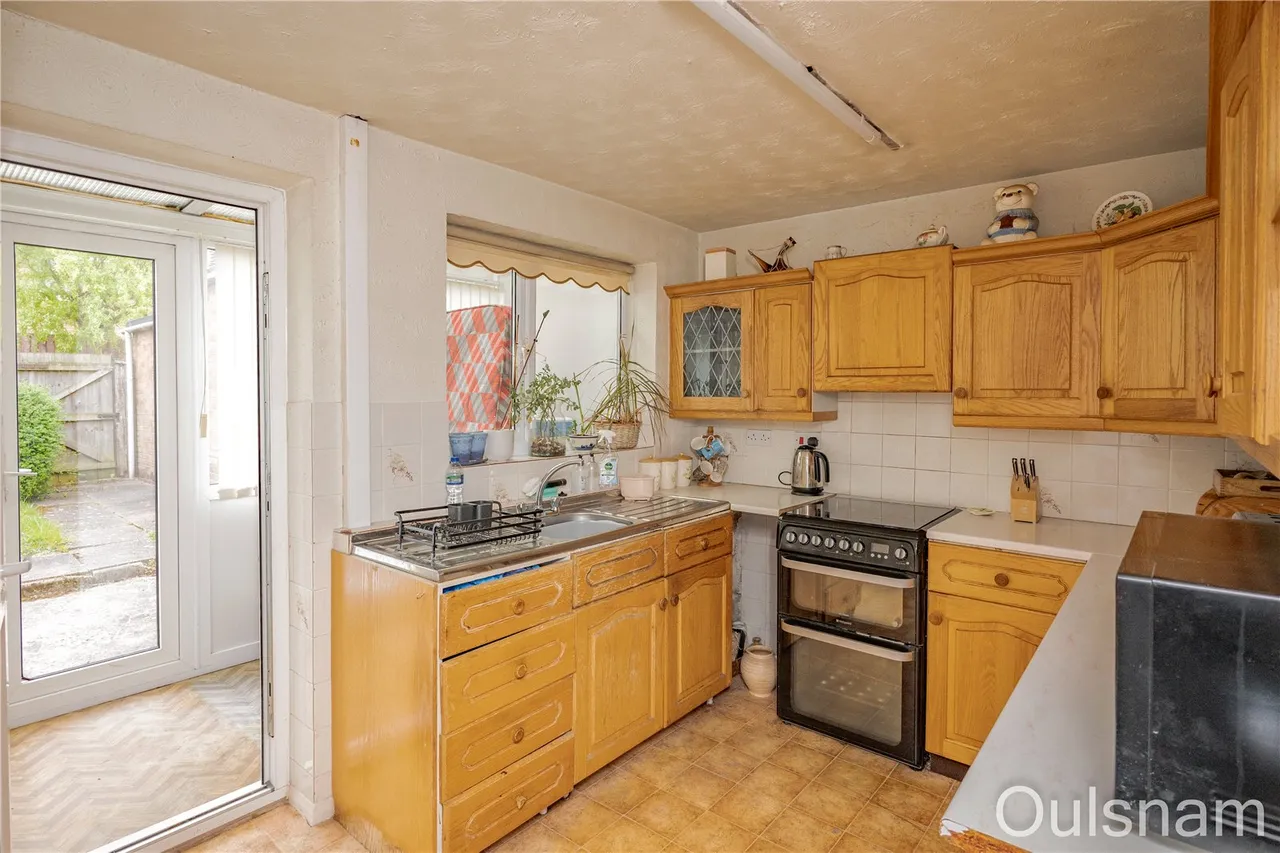 Lincoln Road, Bromsgrove, Worcestershire, B61 8SE, photo 5
