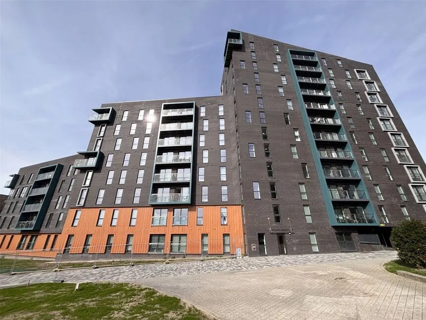 2 bed flat to rent — Cross Green Lane, Leeds, West Yorkshire, LS9