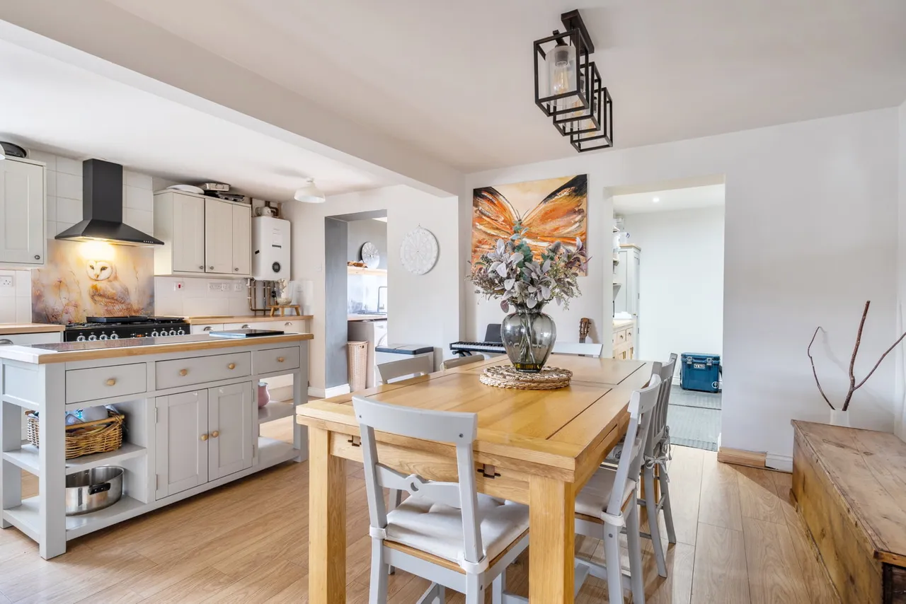 4 bed house for sale, Hillbourne Close, Warminster, BA12