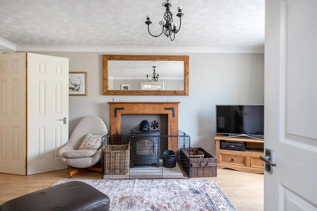 Hillbourne Close, Warminster, BA12, photo 8