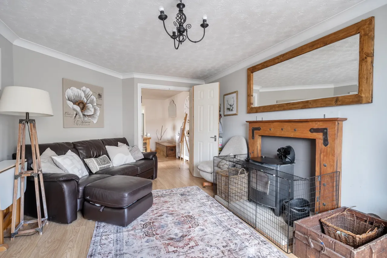 Hillbourne Close, Warminster, BA12, photo 10