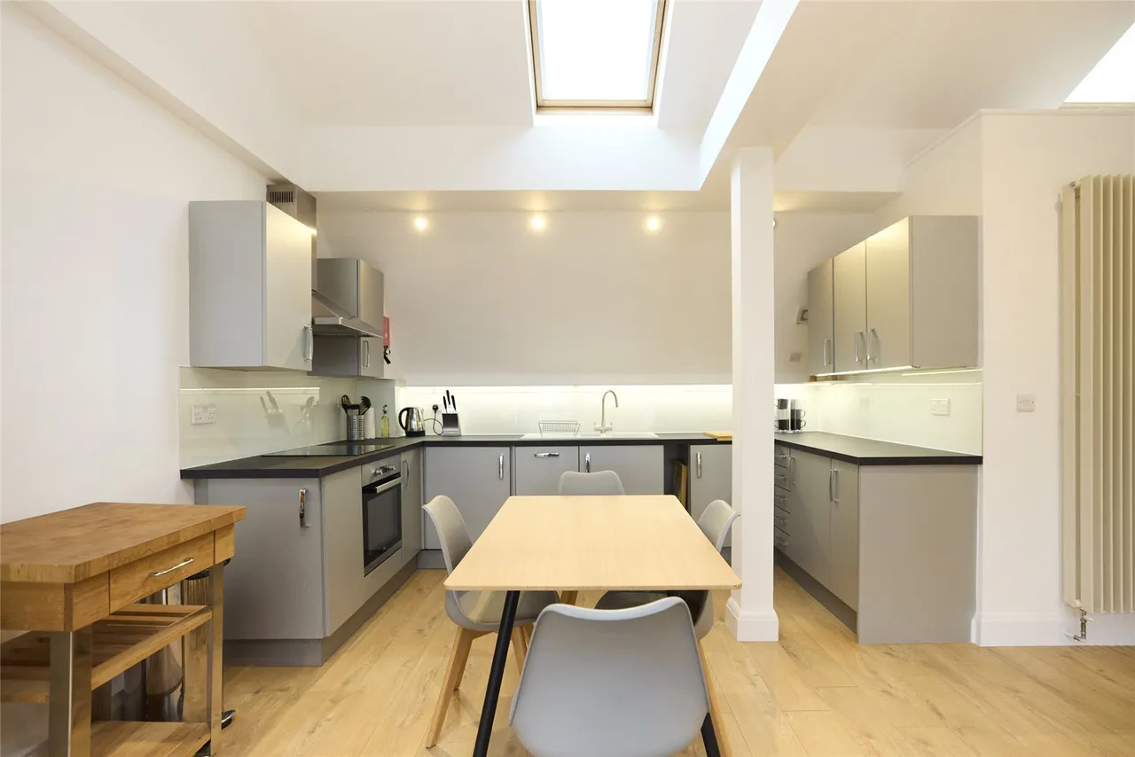 Hurlingham Road, London, SW6, photo 2
