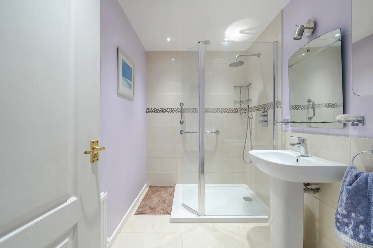 Waterside Park, Devizes, SN10, photo 5