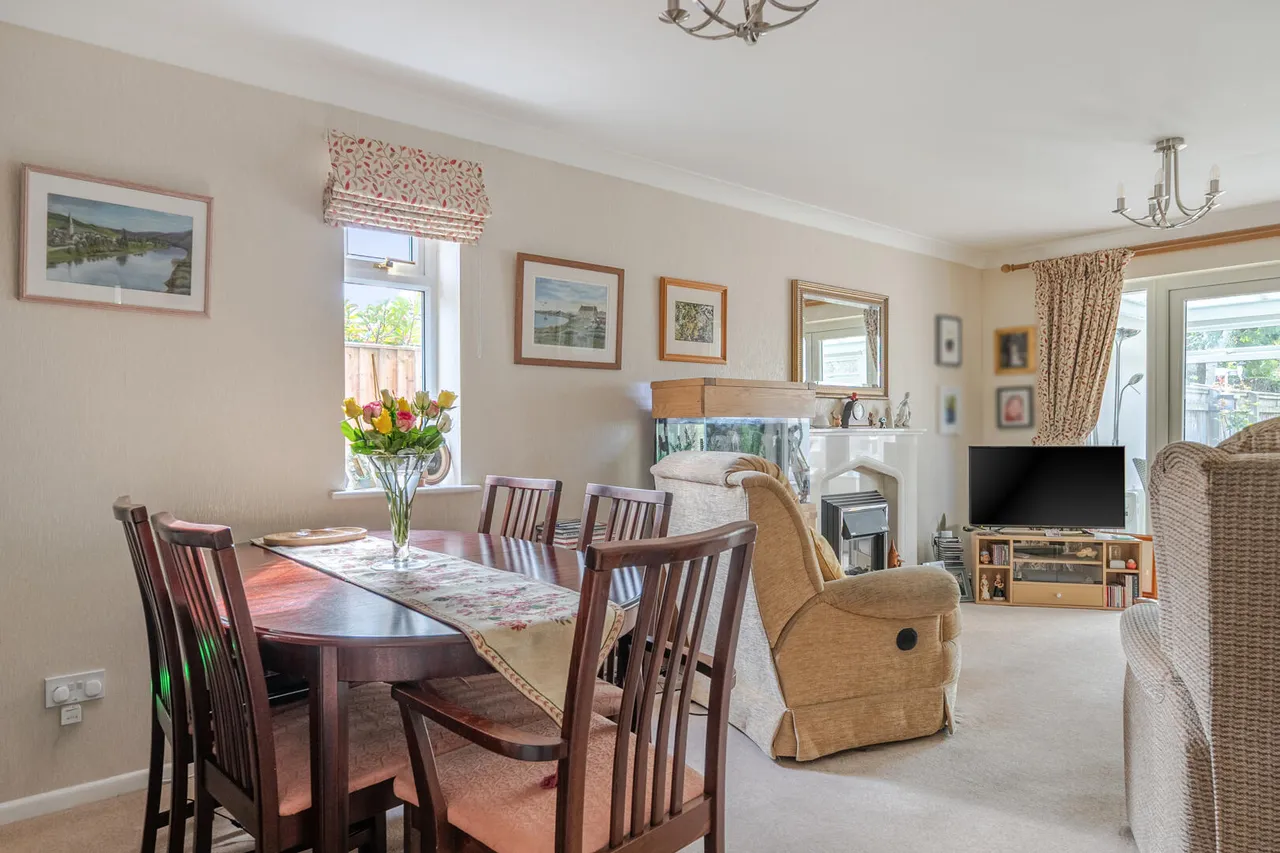 Waterside Park, Devizes, SN10, photo 16