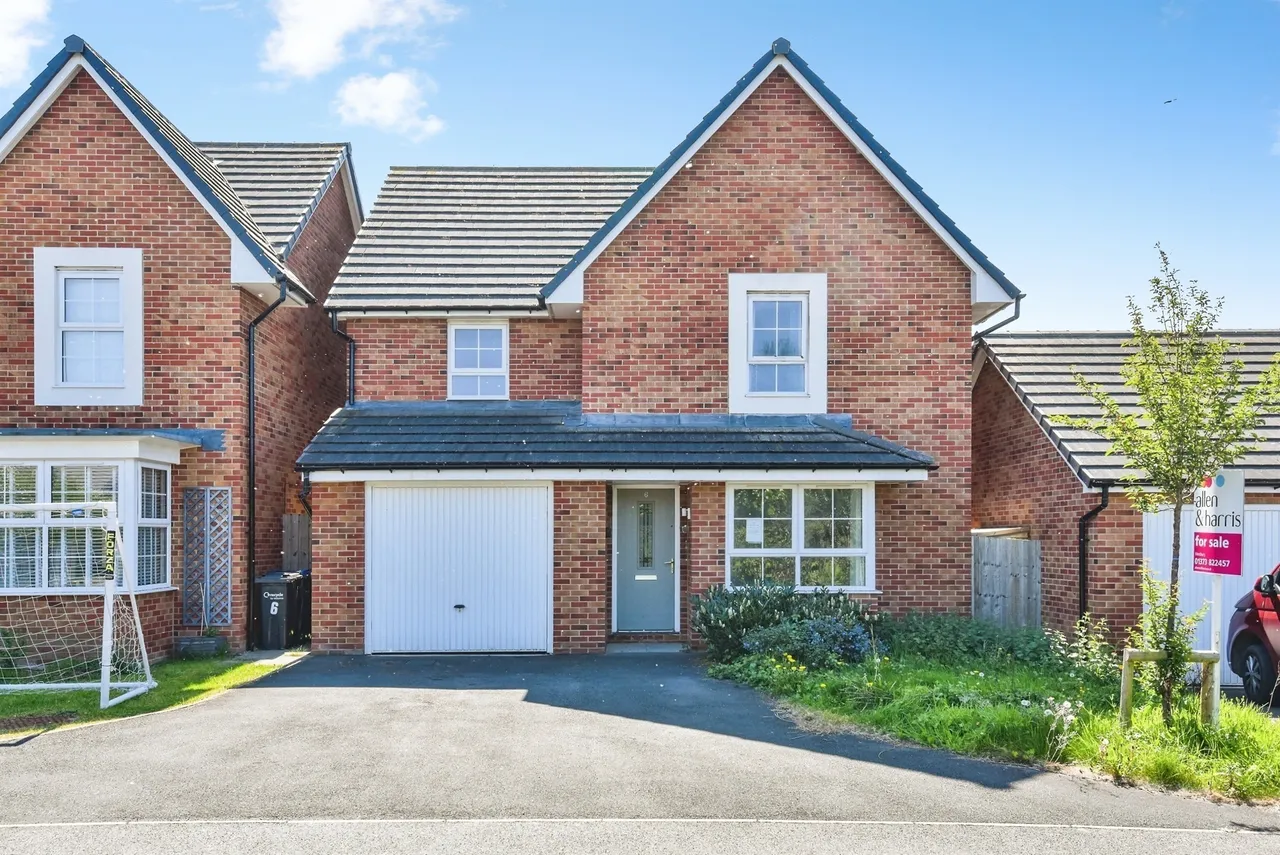 4 bed house for sale — Wedmore Drive, Westbury