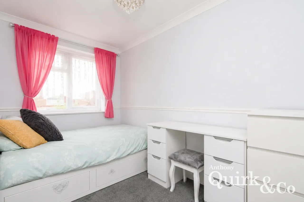 Cambridge Road, Canvey Island, SS8, photo 9