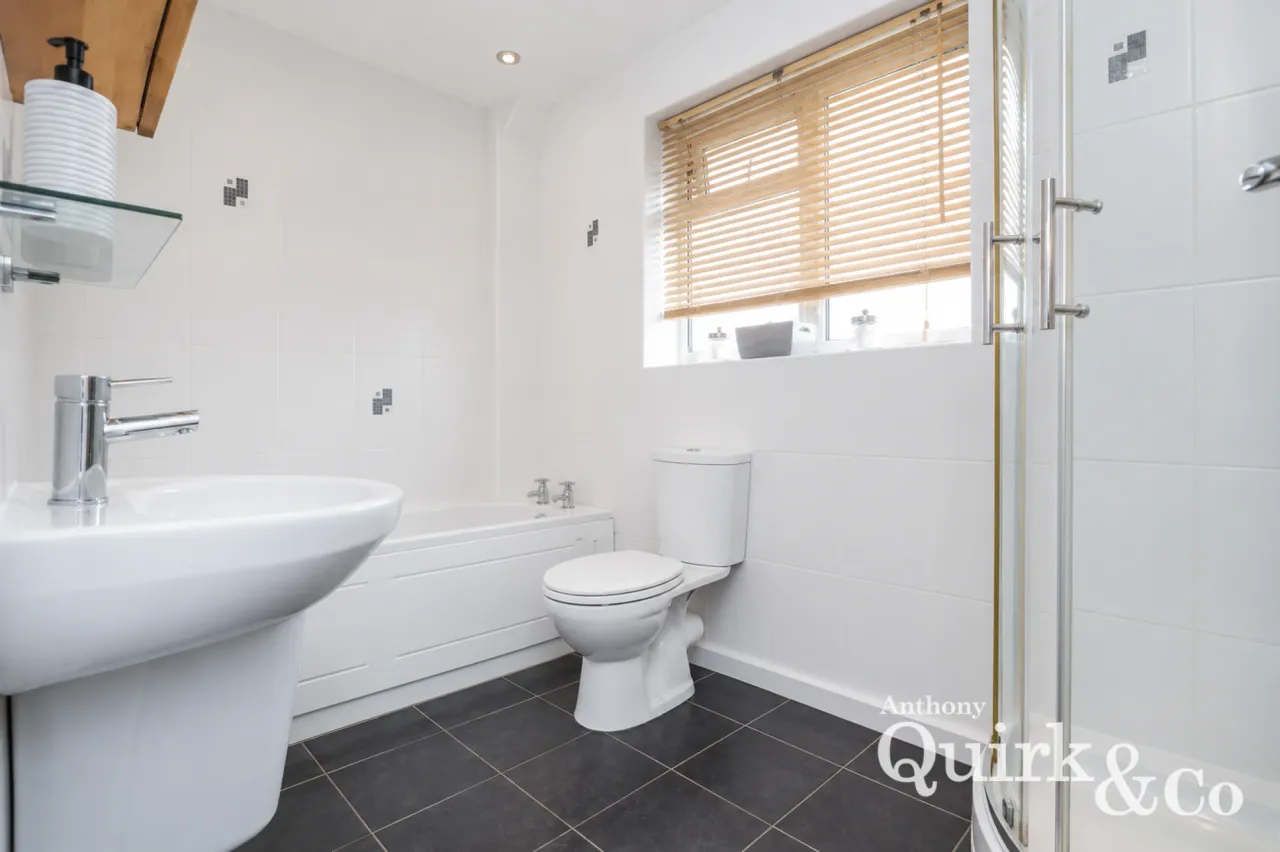 Cambridge Road, Canvey Island, SS8, photo 8