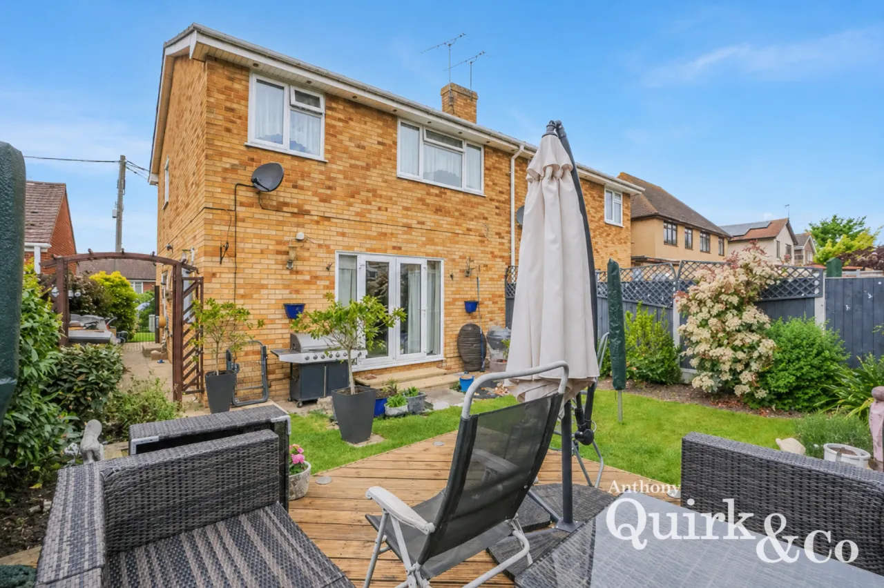 Cambridge Road, Canvey Island, SS8, photo 13