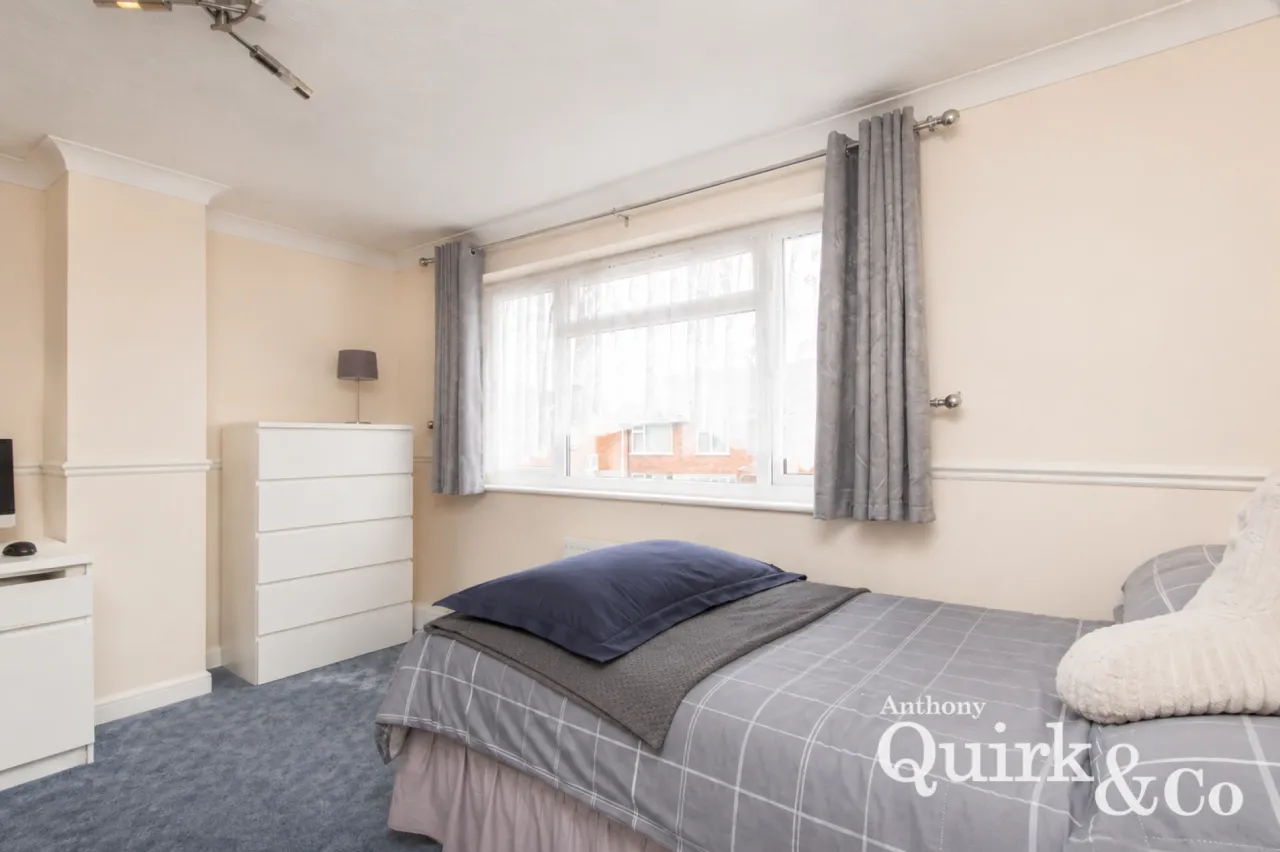 Cambridge Road, Canvey Island, SS8, photo 6