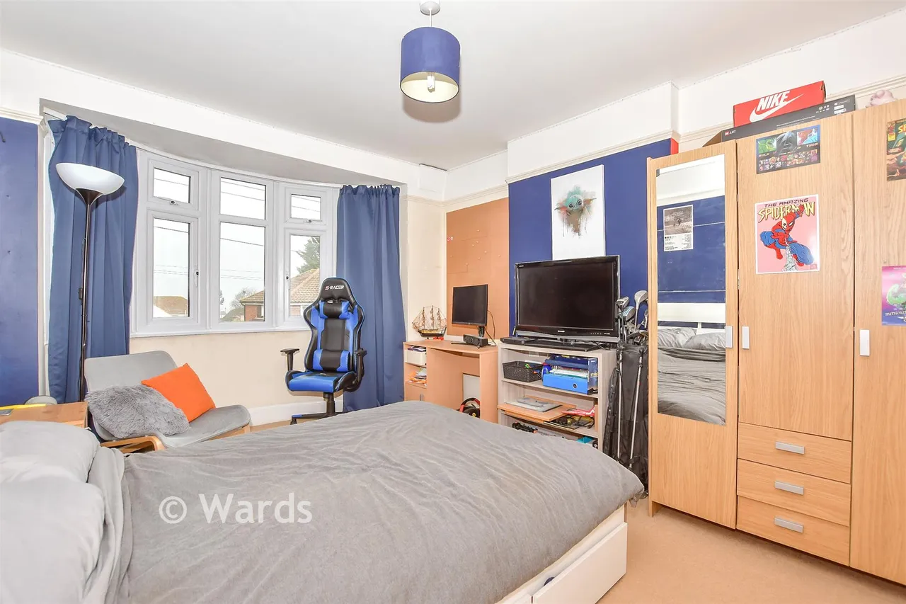 Gerrard Avenue, Medway, ME1, photo 6