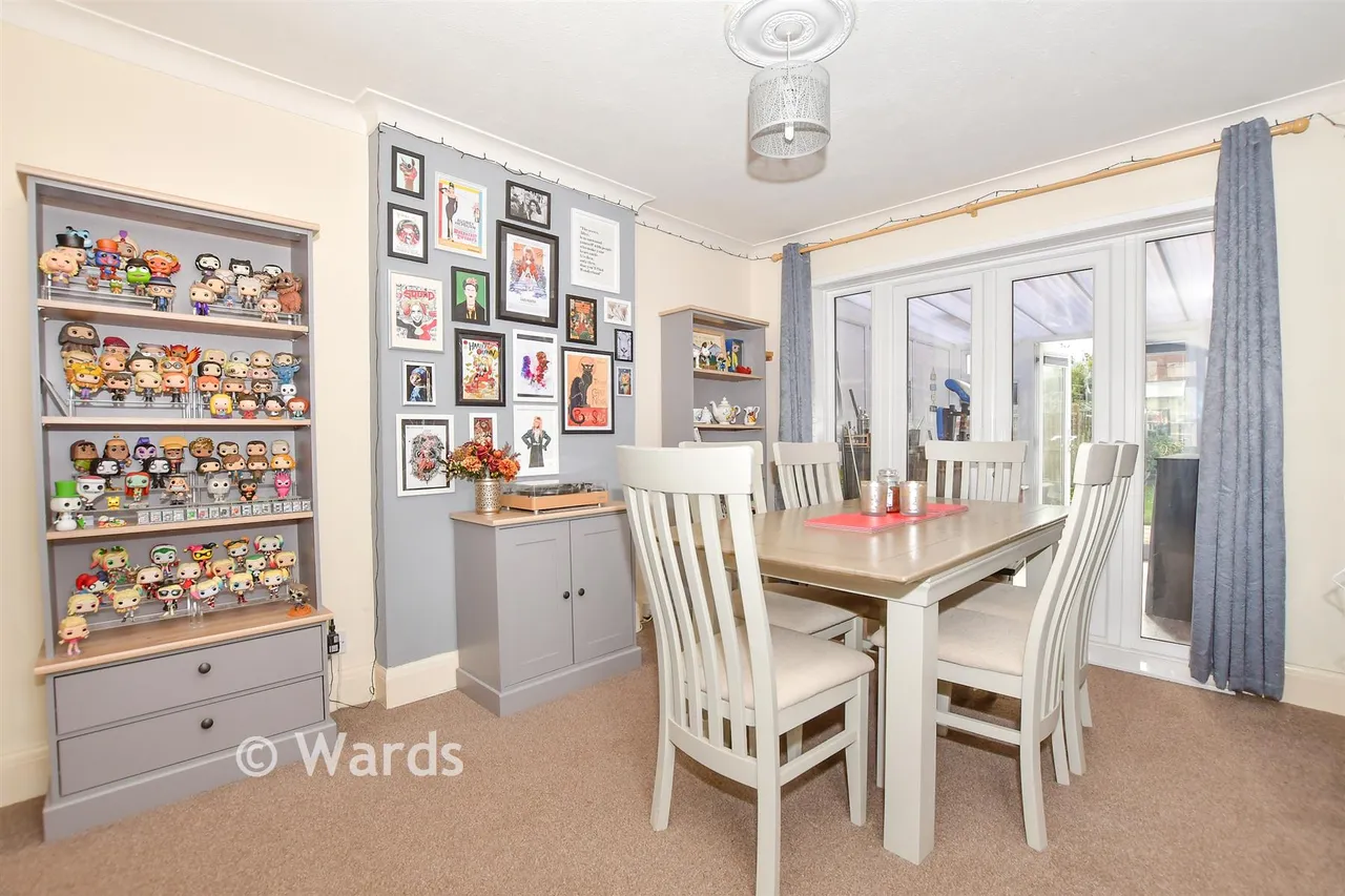 Gerrard Avenue, Medway, ME1, photo 3