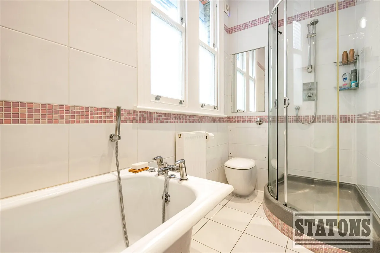 Fitzjohn Avenue, Barnet, EN5, photo 20