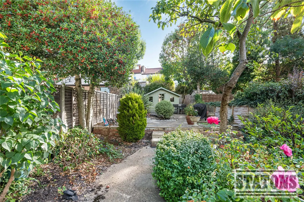 Fitzjohn Avenue, Barnet, EN5, photo 24