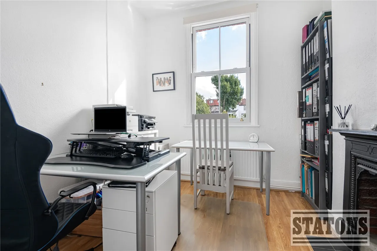 Fitzjohn Avenue, Barnet, EN5, photo 18