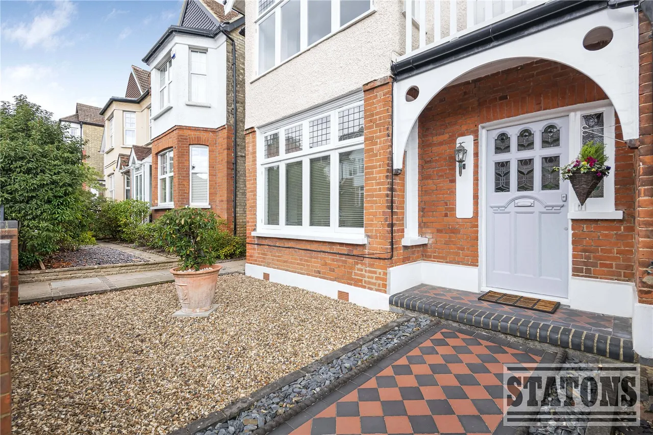 Fitzjohn Avenue, Barnet, EN5, photo 2