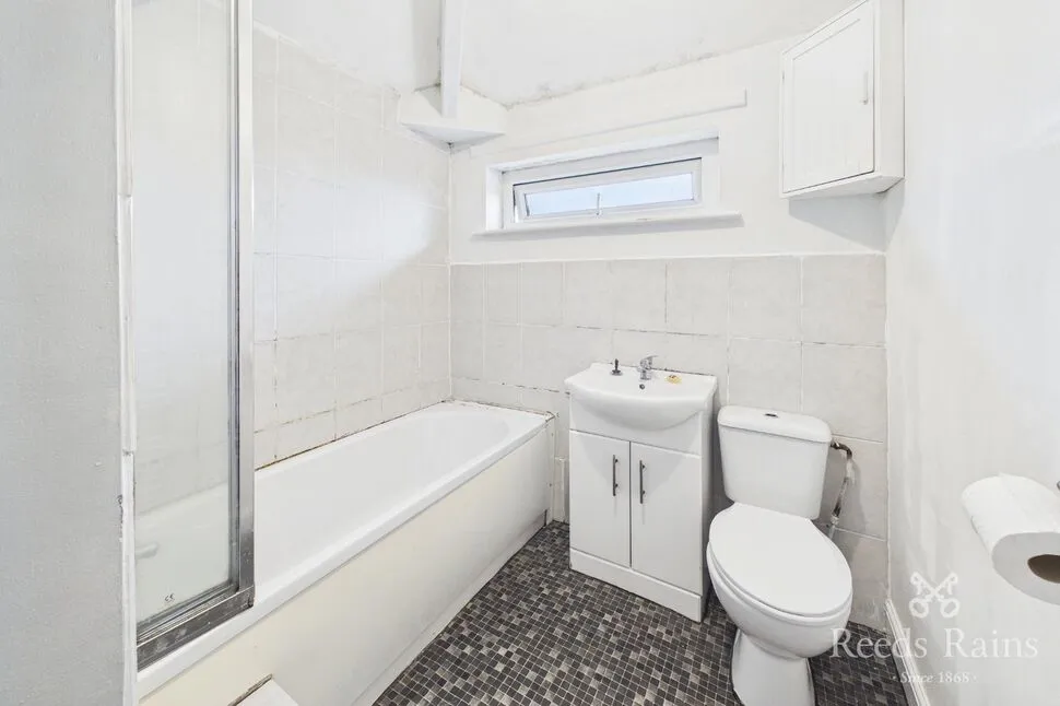 Creswick Avenue, Burnley, Lancashire, BB11, photo 7