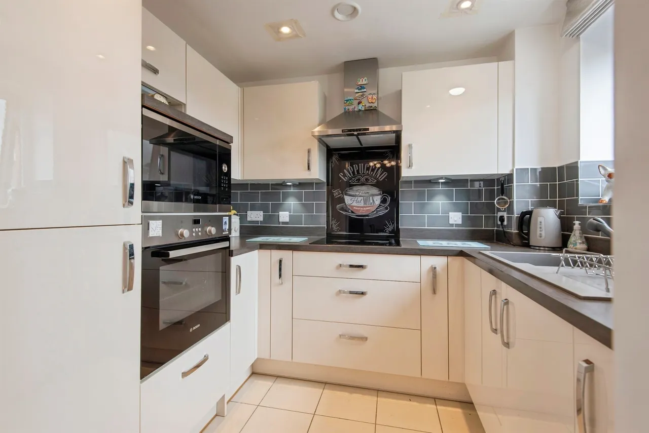Primett Road, Stevenage, photo 5