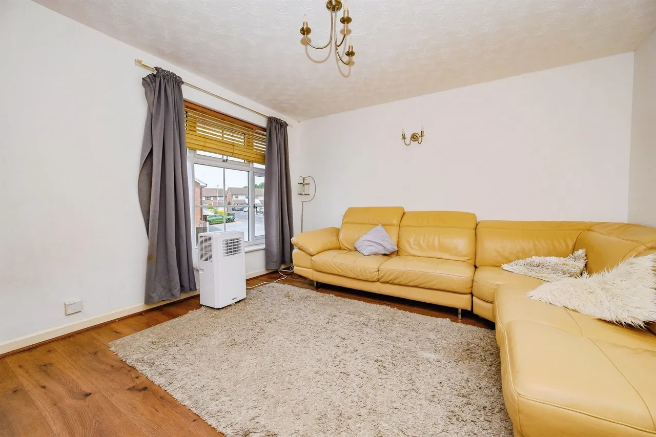 Campania Grove, Luton, LU3, photo 5