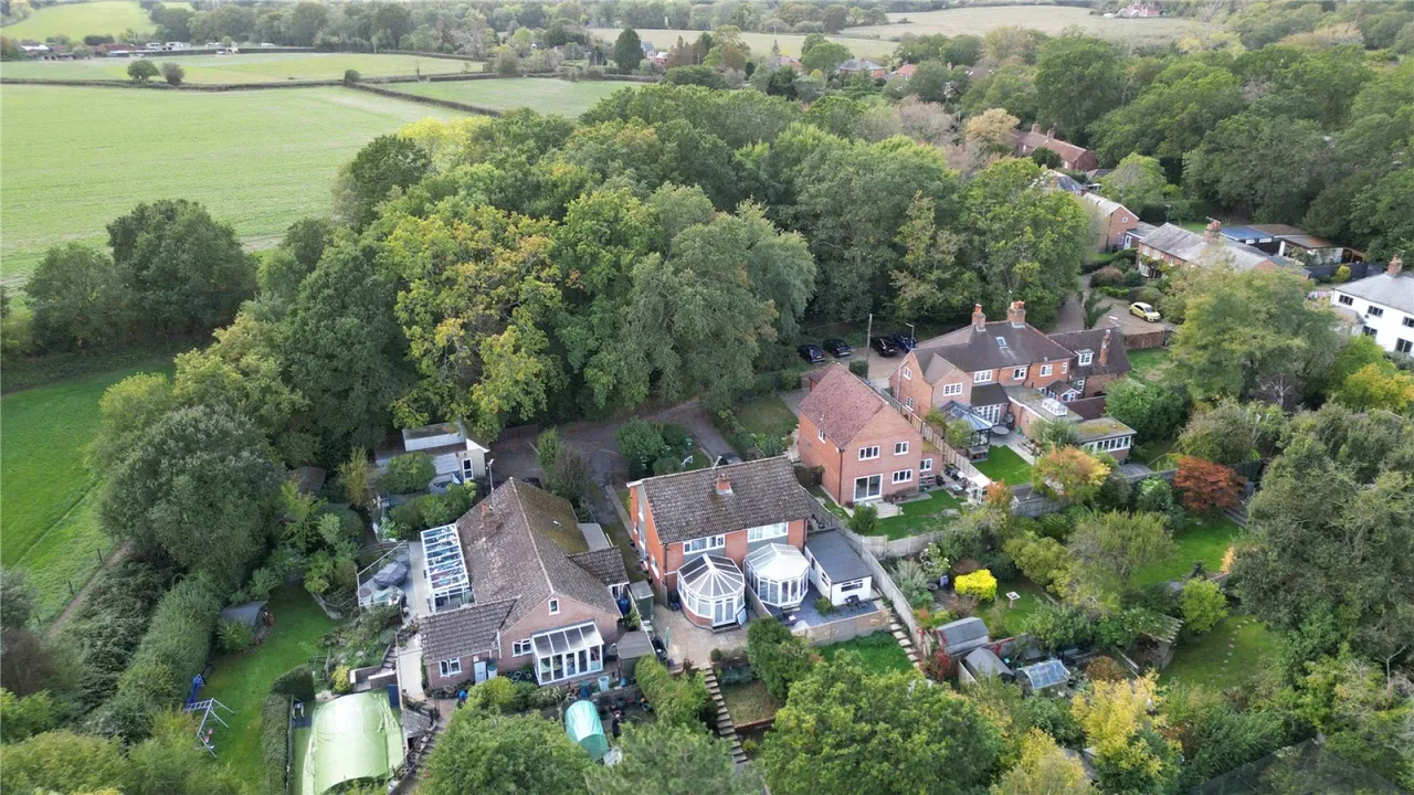 Summerlug, Mortimer Common, RG7, photo 16