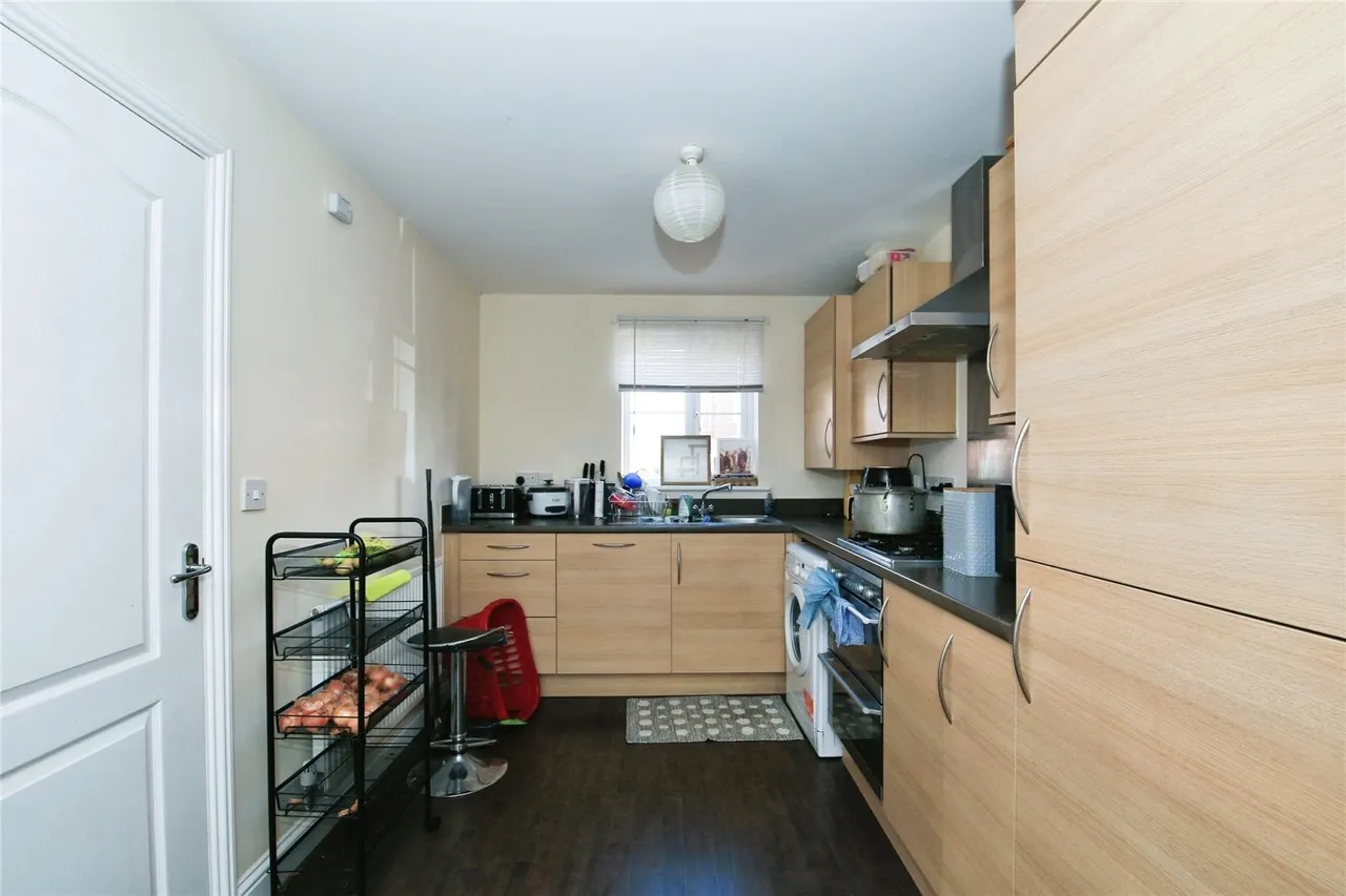 Eagle Way, Hampton Vale, Peterborough, Cambridgeshire, PE7, photo 5