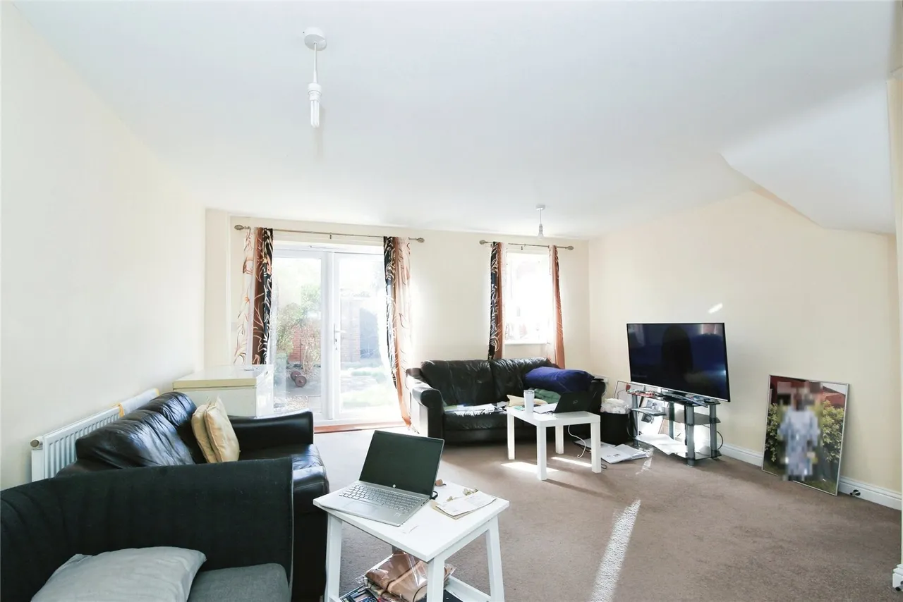 Eagle Way, Hampton Vale, Peterborough, Cambridgeshire, PE7, photo 3