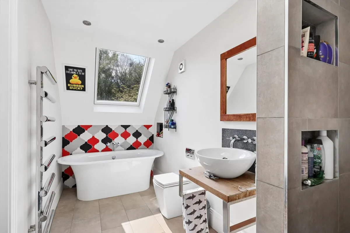 Elm Lane, Ockham, GU23, photo 9