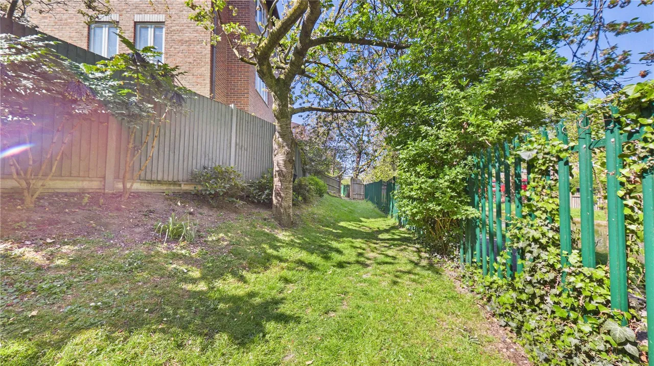 New River Way, London, N4, photo 21