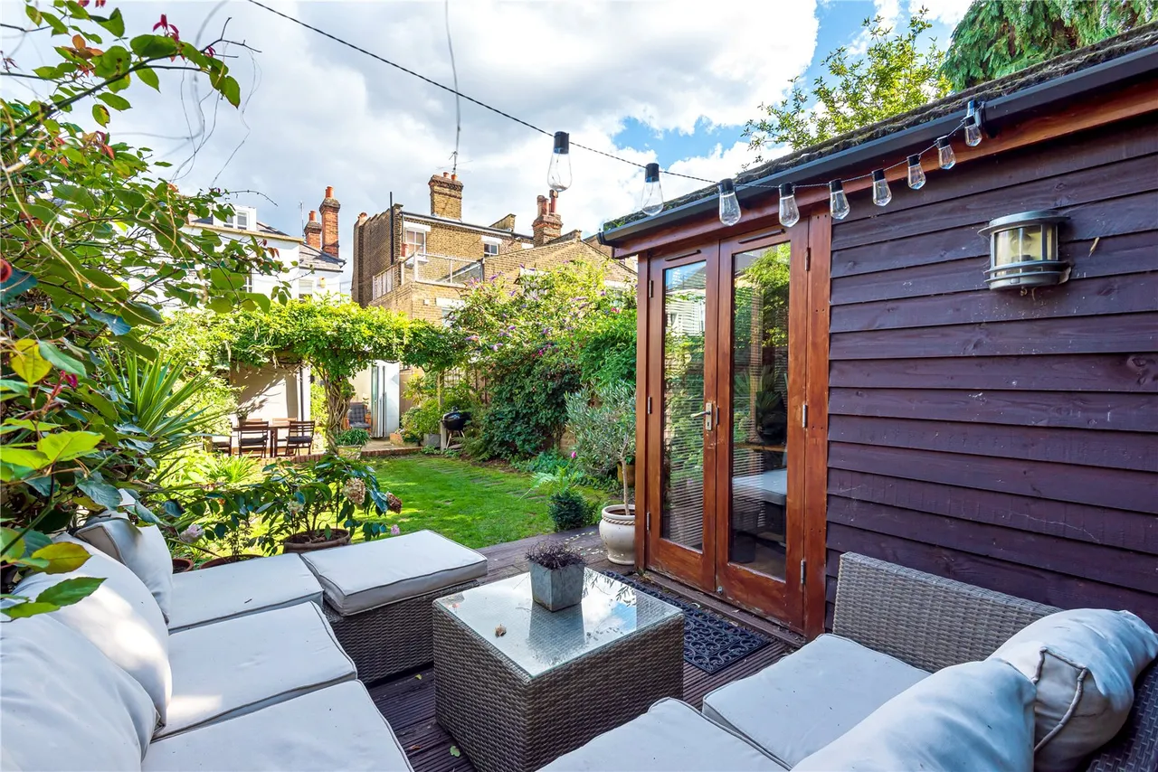 Belgrade Road, Hampton, TW12 2AZ, photo 12