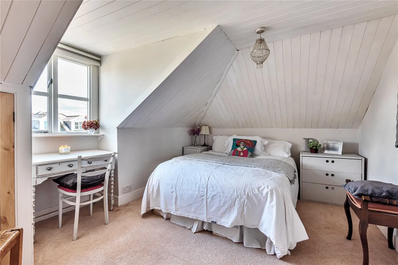 Belgrade Road, Hampton, TW12 2AZ, photo 9