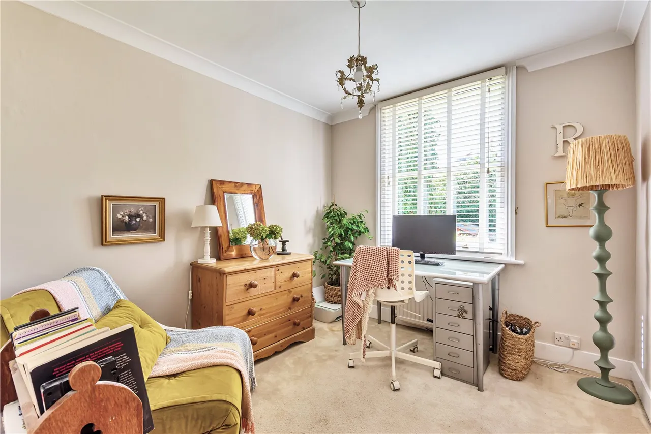 Belgrade Road, Hampton, TW12 2AZ, photo 11