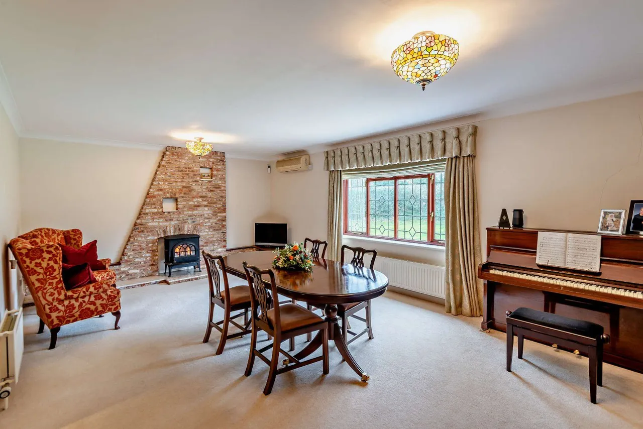 Kelvedon Road, Little Braxted, Essex, CM8 3LE, photo 9