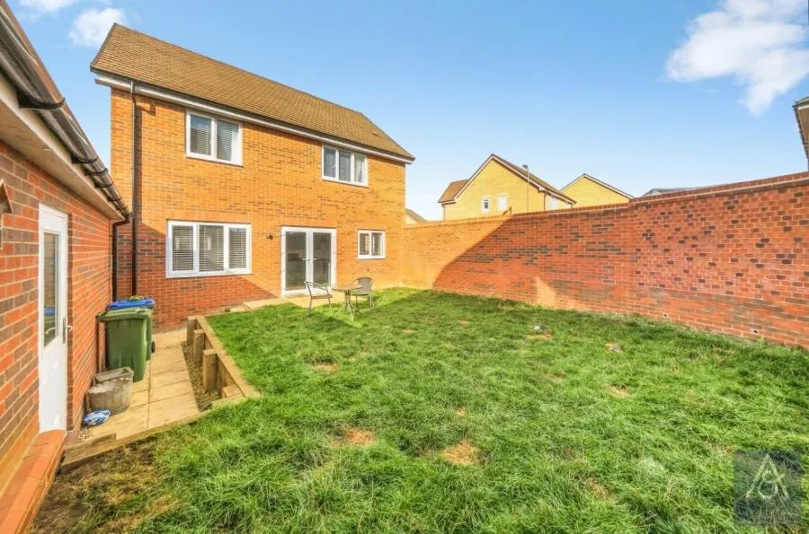 Mollys Mount, Steeple Claydon, MK18, photo 20