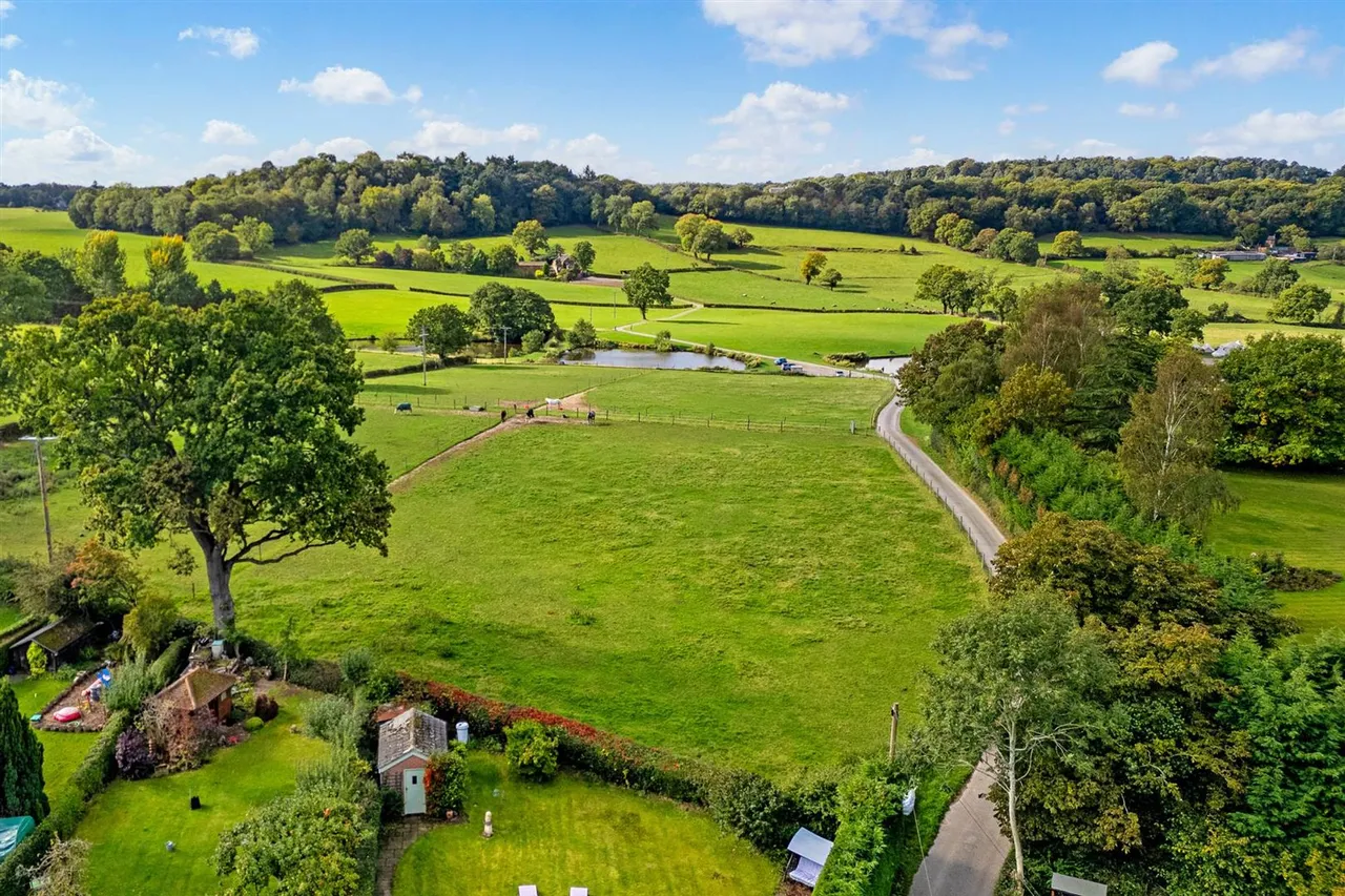 Oak Road, Mottram St. Andrew, SK10, photo 17