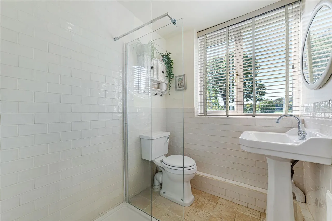 Oak Road, Mottram St. Andrew, SK10, photo 13