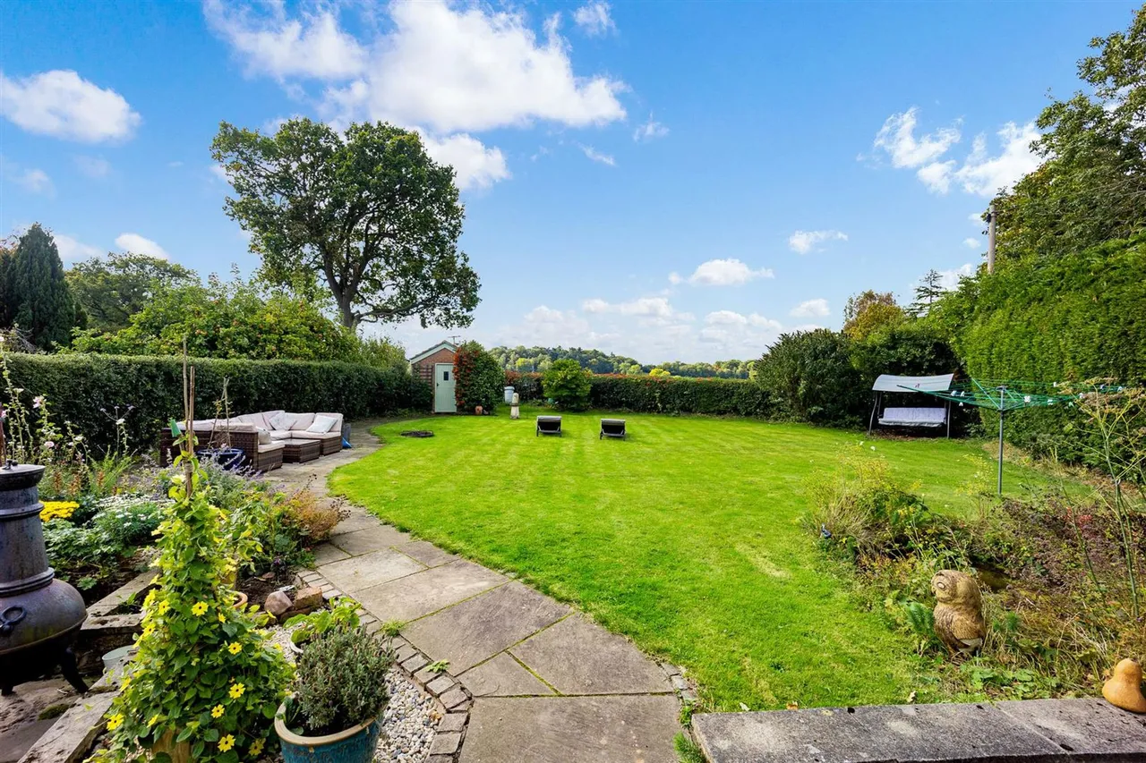 Oak Road, Mottram St. Andrew, SK10, photo 16