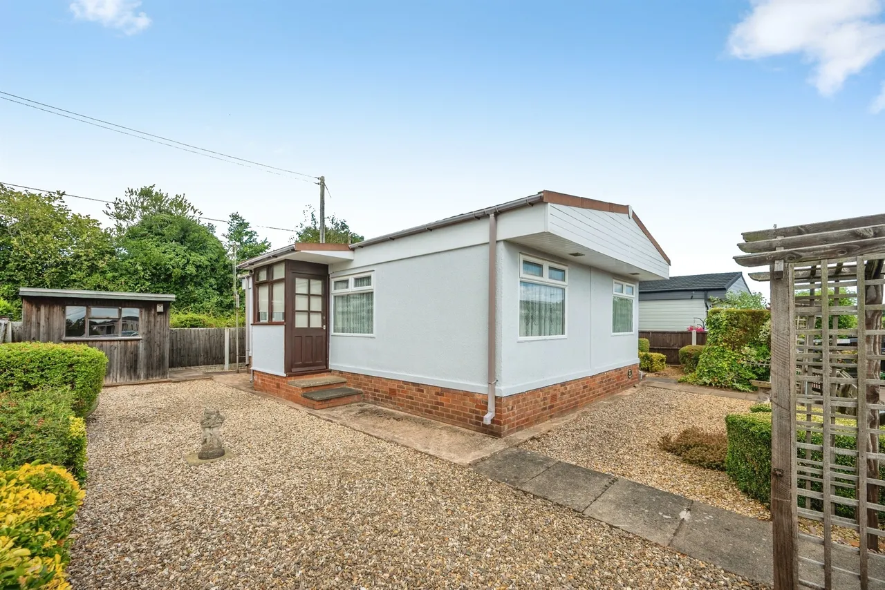 Doverdale Lane, Dunhampton, DY13, photo 13