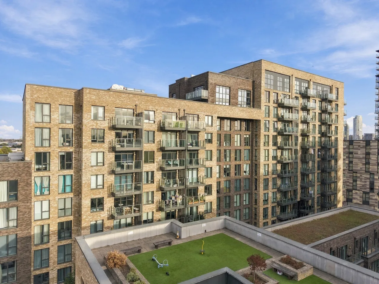 Chorley Court, London, E14, photo 5