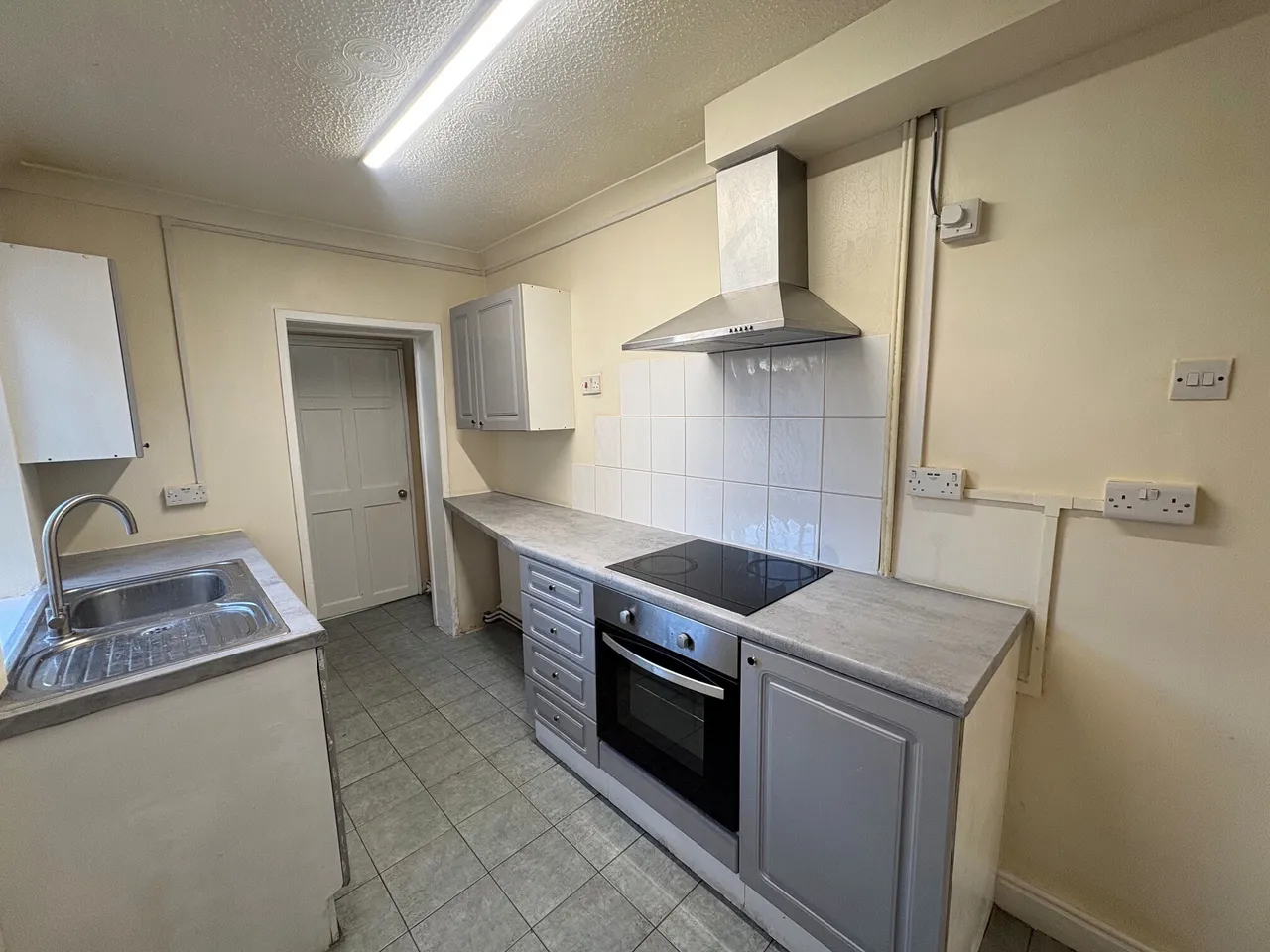 Harrington Street, Mansfield, NG18, photo 3