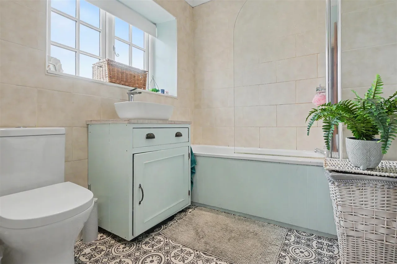 Nottingham Road, Nuthall, NG16, photo 8